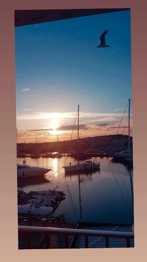 studio la grande roue VUE MAGNIFIQUE Agde Exterior foto